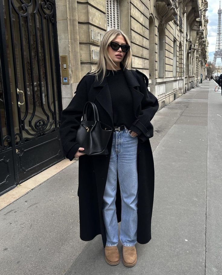 Stijlvolle Maxi Dames Trenchcoat met Knoopsluiting en Ceintuur