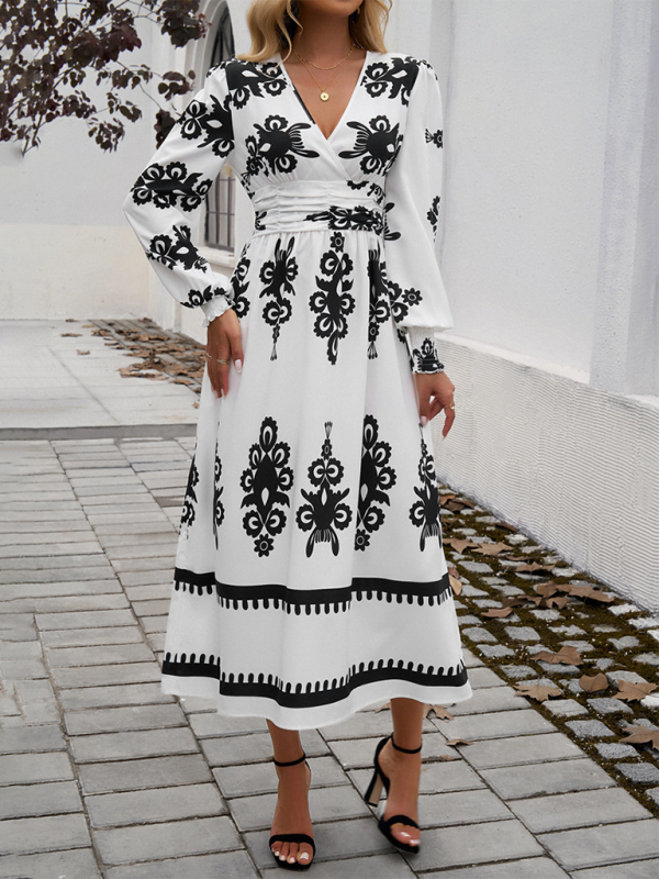 Jaelin | Elegant Maxi Dress with Contrasting Print