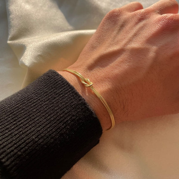 Taisha | Minimalistyczna bransoletka z detalem w formie guzika