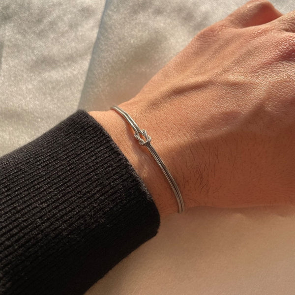 Taisha | Minimalistyczna bransoletka z detalem w formie guzika