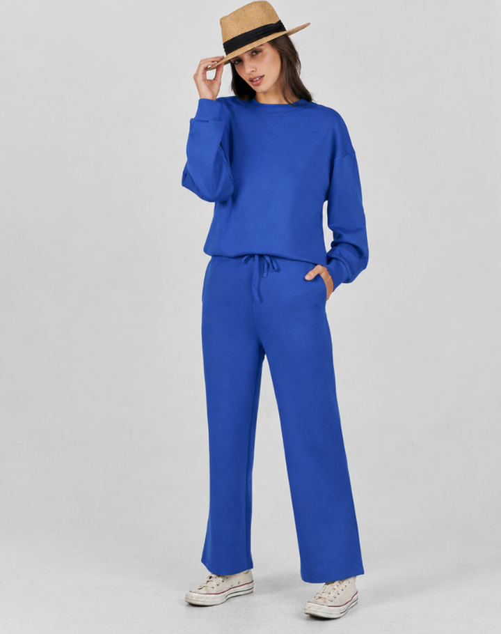 Soft Loungewear Set for Women with Sweater and Wide Joggers