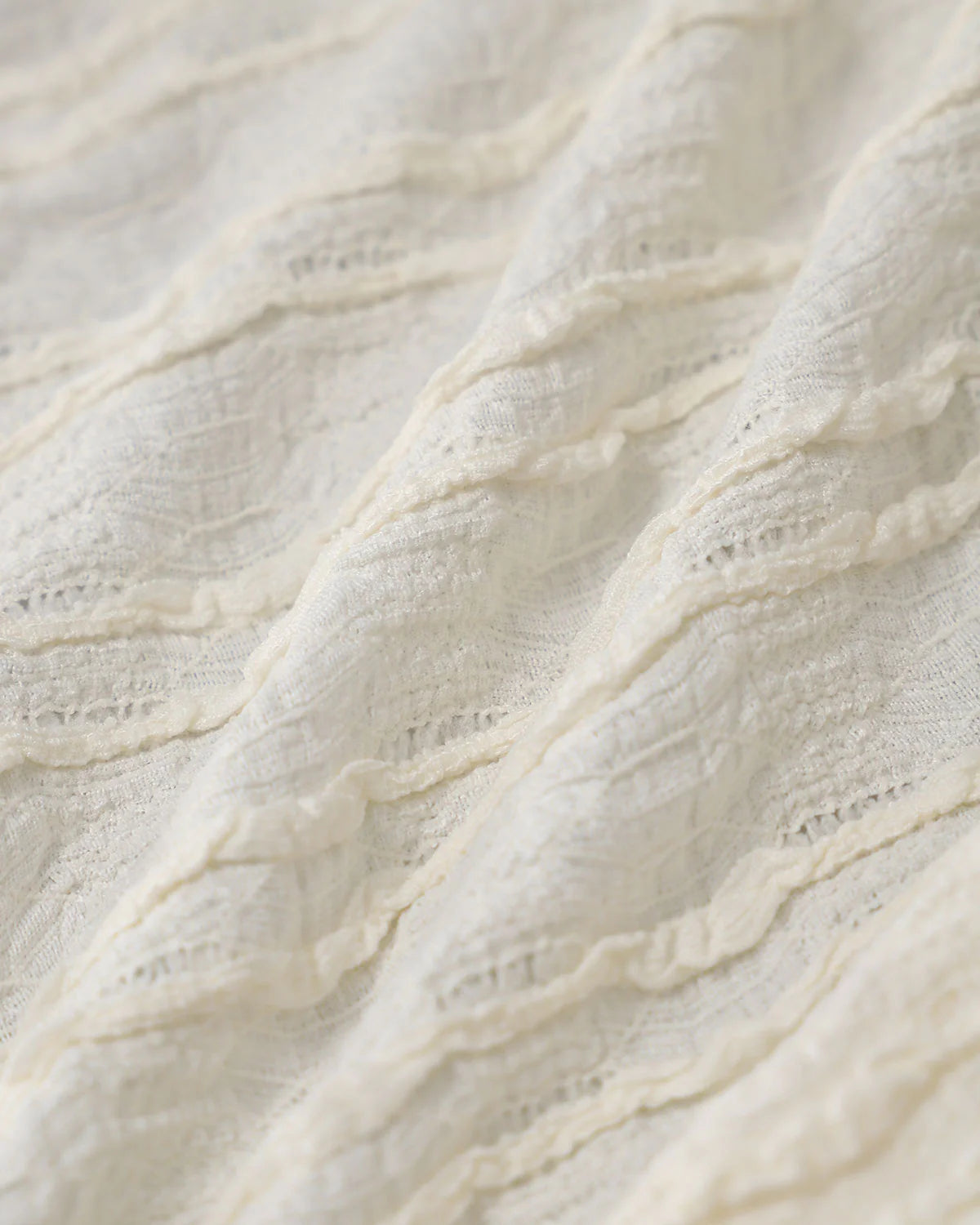 Berkeley | Elegante Crinkle Top met V-Hals en Striksluiting